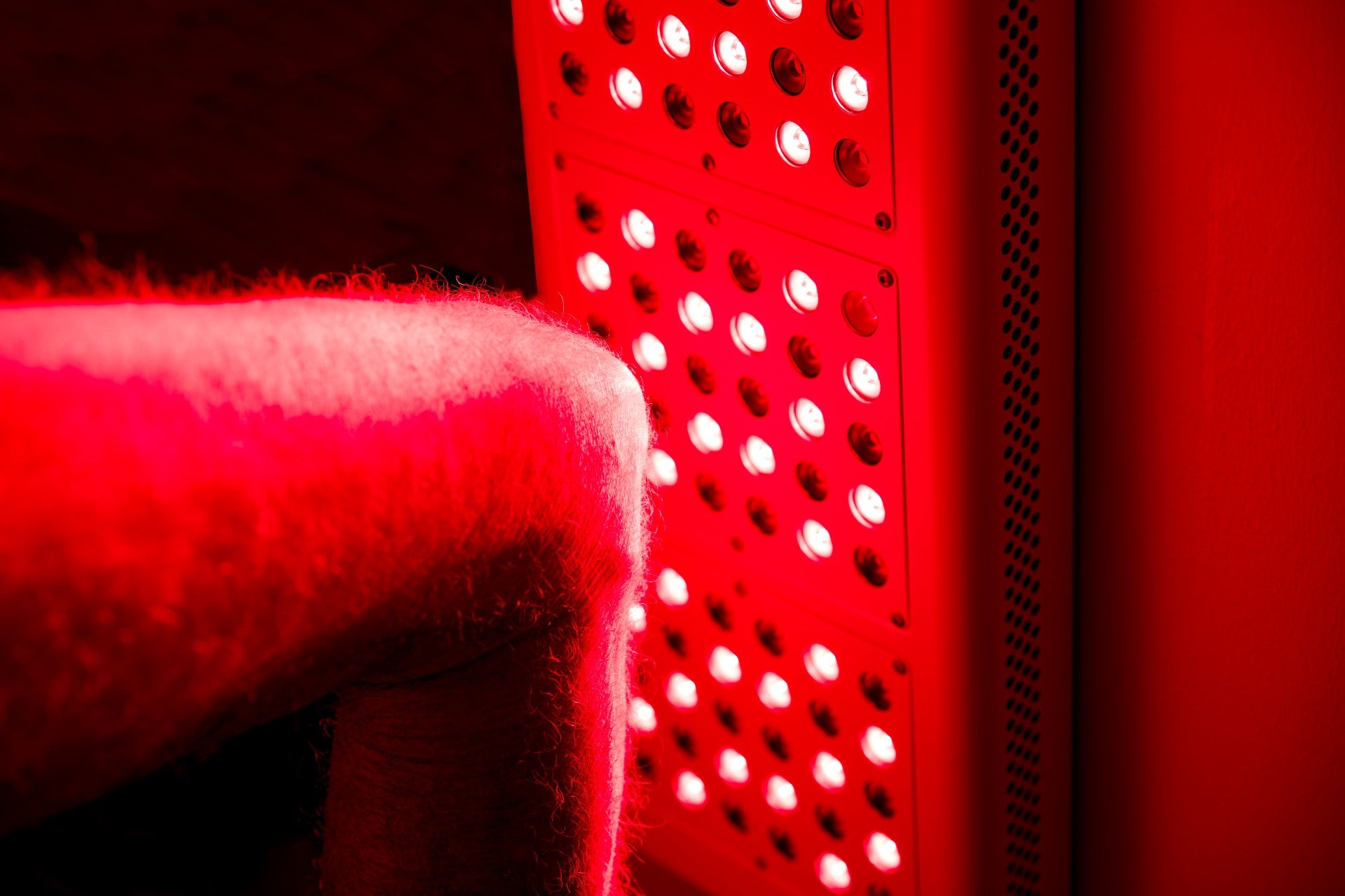 Top Potential Benefits of Red Light Therapy