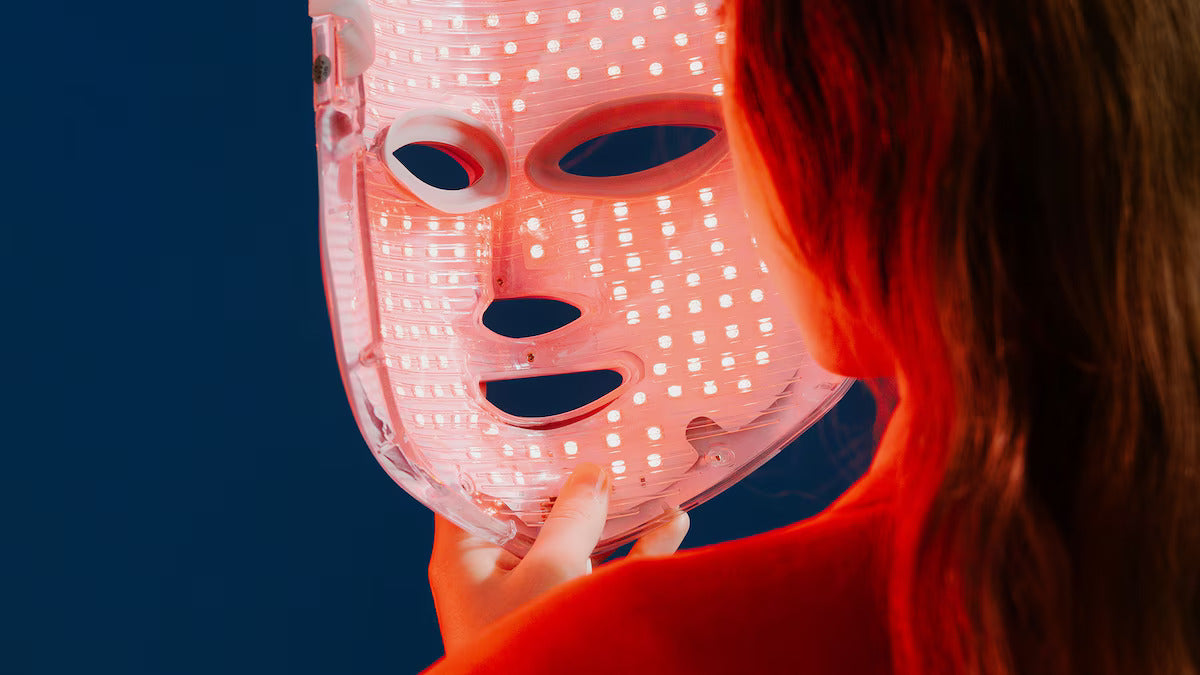 DIY Red Light Therapy: How to Get Clinic-Quality Results at Home for Wrinkles